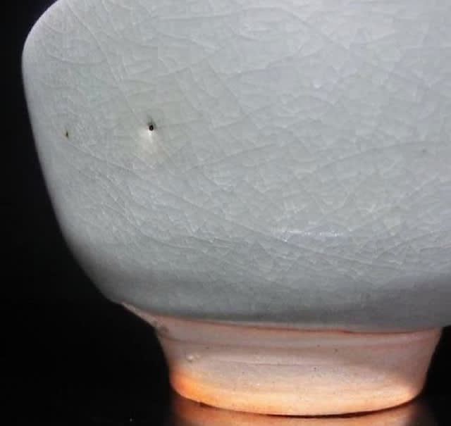贋作考 青磁茶碗 伝板谷波山作 - 夜噺骨董談義 贋作考 青磁茶碗 伝板谷波山作 - 夜噺骨董談義