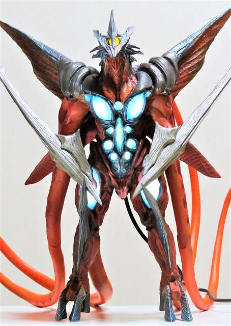 ◇X-PLUS エクスプラス イリス 幼体 ソフビ 「ガメラ3 邪神
