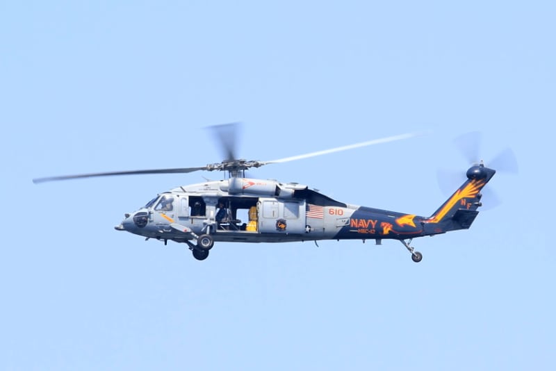 元HSL-51司令、米海軍MH-60ヘリ訓練航空隊HSM-40司令の指揮官