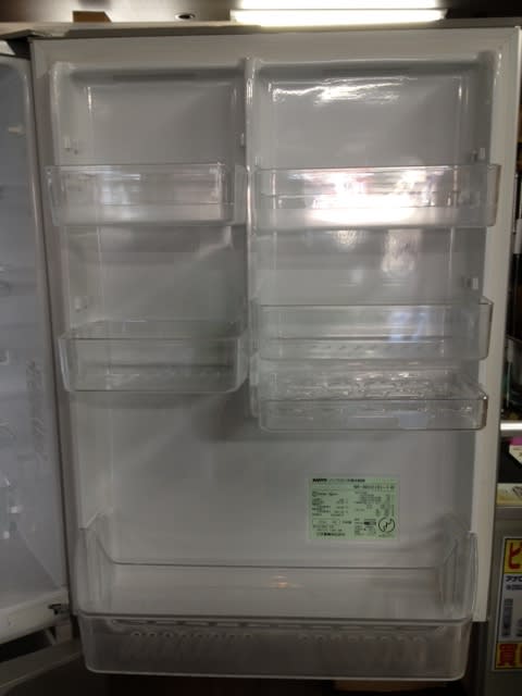 357リットル4ドア冷蔵庫が、たったの24,800円! SANYO SR361K 357リットル4ドア冷蔵庫が、たったの24,800円! SANYO SR361K