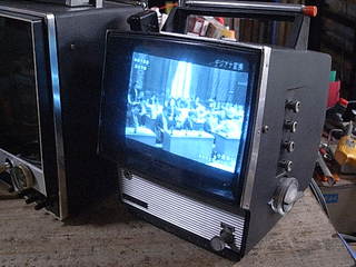 SONY 小型ブラウン管白黒テレビ 7-75 ジャンク の商品詳細