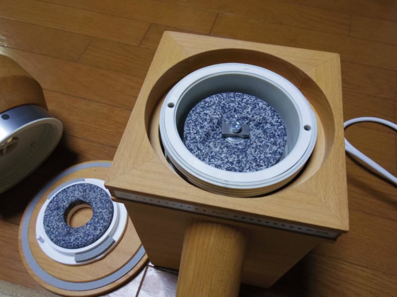 セラミック石臼を買う KOMO fidibus - そば切り 井月庵 セラミック石臼を買う KOMO fidibus - そば切り 井月庵