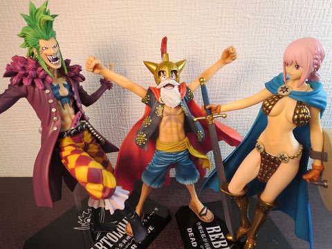 フィギュアーツZERO 剣闘士ルーシー＆ニコ・ロビン -ドレス
