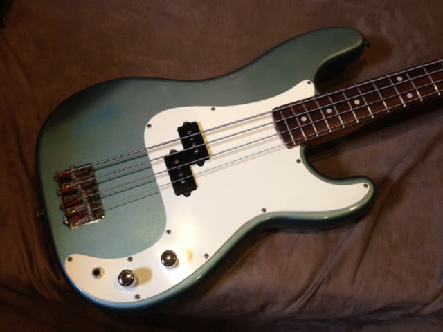 Tokai / HARD PUNCHER - on Bass+ Tokai / HARD PUNCHER - on Bass+