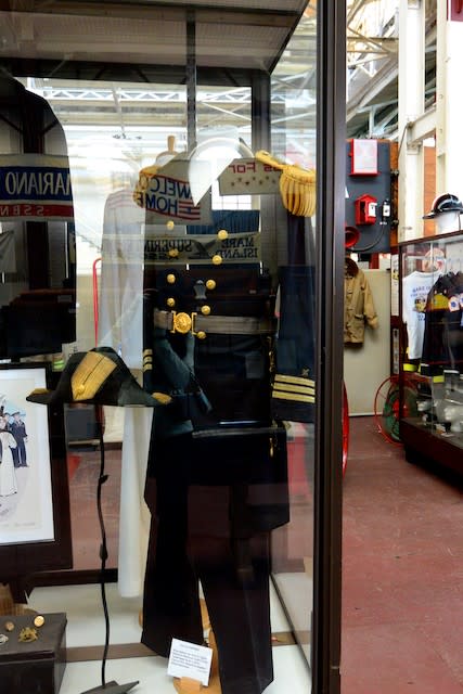 アメリカ海軍の制服いろいろ〜メア・アイランド海軍工廠