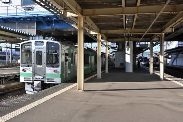直江津駅から糸魚川＊越後ときめき鉄道 - ランシモ