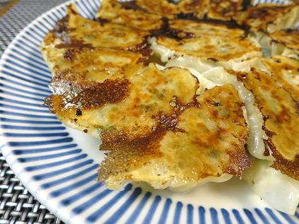 酸っぱくなった白菜漬で作った餃子 小太郎のまんぷく日記 酸っぱくなった白菜漬で作った餃子 小太郎のまんぷく日記