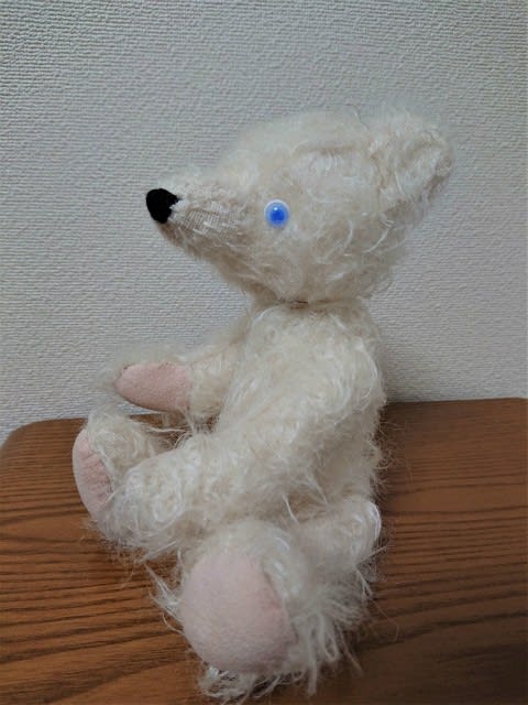 生徒さんの作品 青い目のシロクマさん - cobady的創作生活