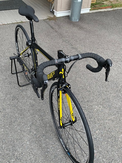 レースでバリバリ使ってもらいたいロードバイクです レースでバリバリ使ってもらいたいロードバイクです