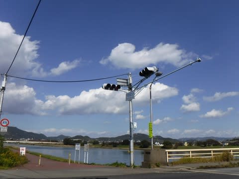 夢前川サイクリングロード 姫路城・姫路市立動物園 - 多可町の山 夢前川サイクリングロード 姫路城・姫路市立動物園 - 多可町の山