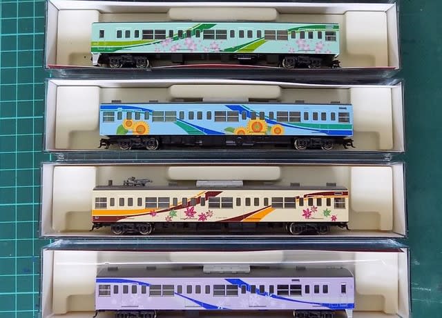 ROUNDHOUSEの10-912 201系四季彩タイプ4両セットを見る ROUNDHOUSEの10-912 201系四季彩タイプ4両セットを見る