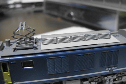 KATO・ラウンドハウスの「EF64 1000番台 JR貨物広島更新色タイプ