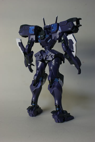 ギャラリー】 XFJ-01b 不知火・弐型(タリサ機) - 黒鉄重工