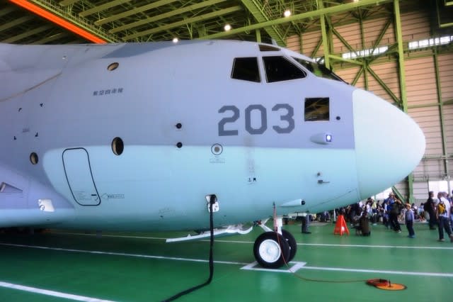 C-2 航空自衛隊（輸送機）川崎重工業 - 観光列車から！ 日々利用