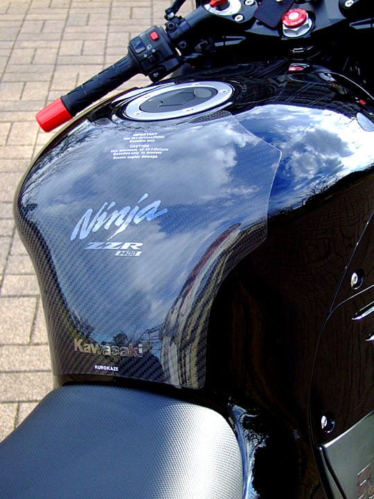 ハッピーバースデイ黒風♪ - ZZR1400 PHANTOM Ninja 黒影 ハッピーバースデイ黒風♪ - ZZR1400 PHANTOM Ninja 黒影