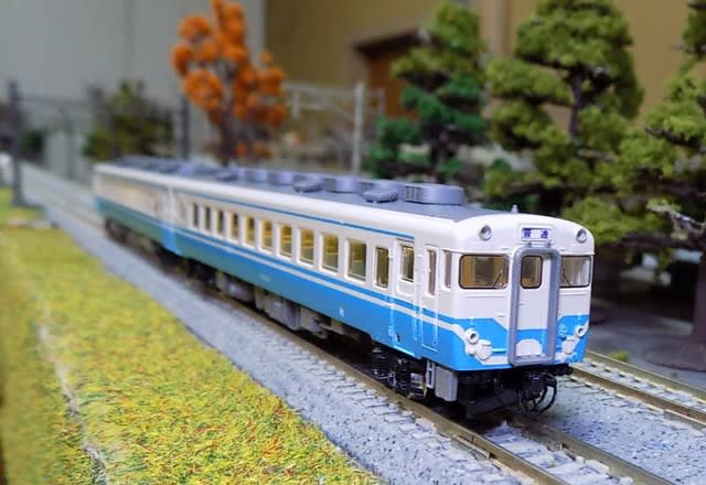 TOMIXの92063 JRキハ58系ディゼルカー「よしの川」を TOMIXの92063 JRキハ58系ディゼルカー「よしの川」を