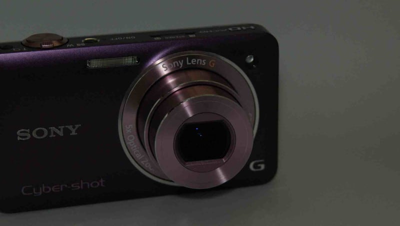 SONY Cyber-shot DSC-WX5 パープル Exmor R、Gレンズ - 乾電池の SONY Cyber-shot DSC-WX5 パープル Exmor R、Gレンズ - 乾電池の