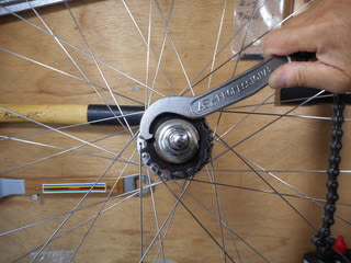 カンパ ピストハブ NJS と RECORD の違い - Kinoの自転車日記