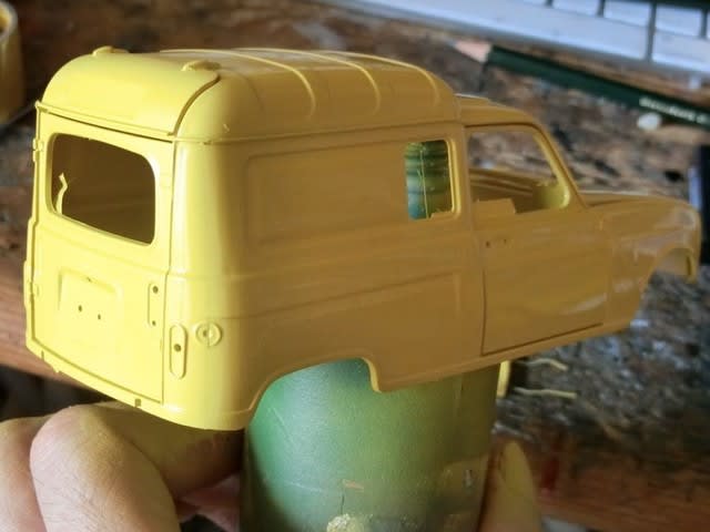 エブロ1/24ルノーキャトル フルゴネット F4 LA POSTE 製作開始