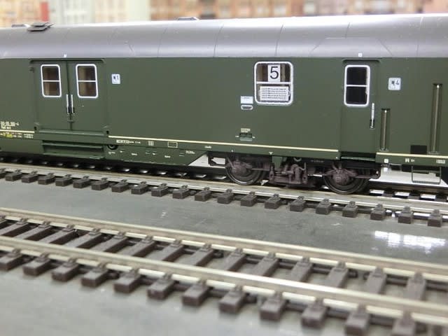 ドイツ郵便車編成！！ - こてはし鉄道日記