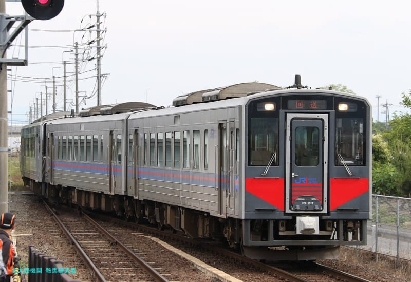 京都幕間旅情】特急スーパーまつかぜキハ187系気動車の快走と 京都幕間旅情】特急スーパーまつかぜキハ187系気動車の快走と