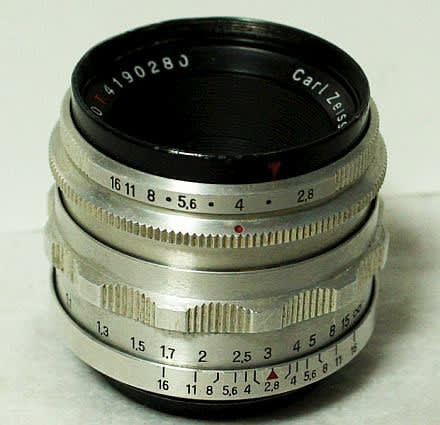 小ぶりな名門ツァイスの定番レンズ Carl Zeiss Jena Tessar 50mm 小ぶりな名門ツァイスの定番レンズ Carl Zeiss Jena Tessar 50mm