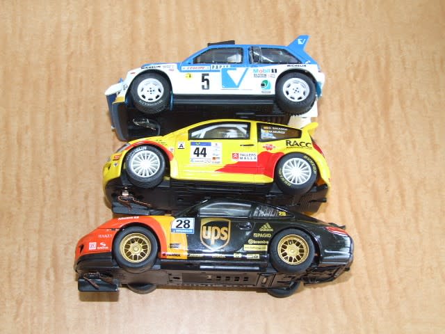 タイヤ交換 - スロットカー ホームサーキット完成 タイヤ交換 - スロットカー ホームサーキット完成
