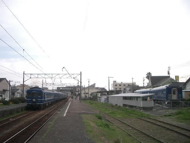 見る鉄日記 帰ってきたブルートレイン「なは」 - 天燈茶房 見る鉄日記 帰ってきたブルートレイン「なは」 - 天燈茶房