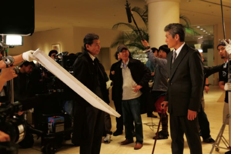 あぶない刑事　鷹山敏樹　ガルニエ　カシミヤダブルチェスターコート　黒　M あぶない刑事 舘ひろし 鷹山敏樹 タカ コート チェスターコート