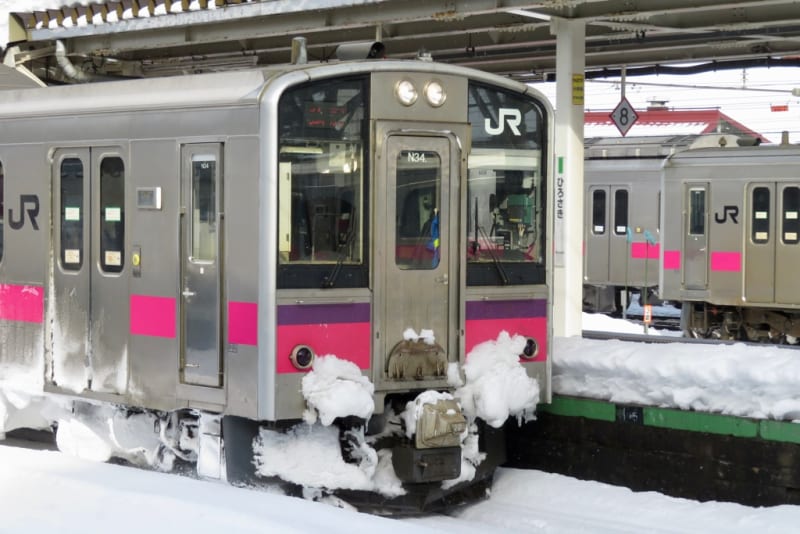 KATOの701系0番台秋田色(3両セット)を購入 - 北線の風 KATOの701系0番台秋田色(3両セット)を購入 - 北線の風