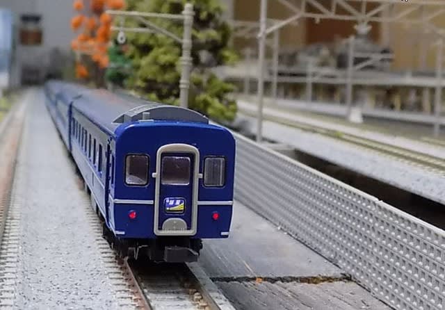 TOMIXの92278 JR 14系15形客車（寝台特急彗星