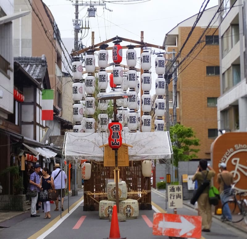 祇園祭宵山 16日 保昌山と屏風飾り 京都で定年後生活