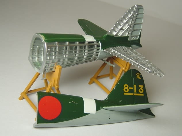 ありえないほど精密な！タカラマイクロワールド連斬模型シリーズ「零式艦上戦闘機」 - ここえのいまさらブログ