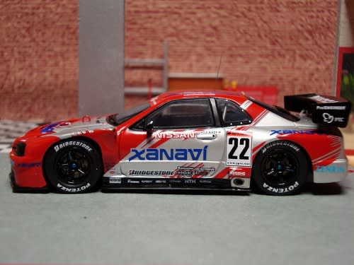 日産： NISSAN HERITAGE COLLECTION｜ザナヴィ・ニスモ GT-R