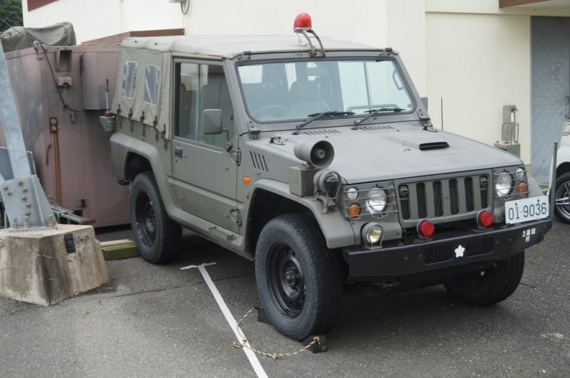 陸上自衛隊73式小型トラック 「1/2tトラック」三菱パジェロ 警務 陸上自衛隊73式小型トラック 「1/2tトラック」三菱パジェロ 警務