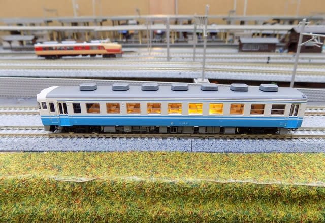 TOMIXの92063 JRキハ58系ディゼルカー「よしの川」を TOMIXの92063 JRキハ58系ディゼルカー「よしの川」を