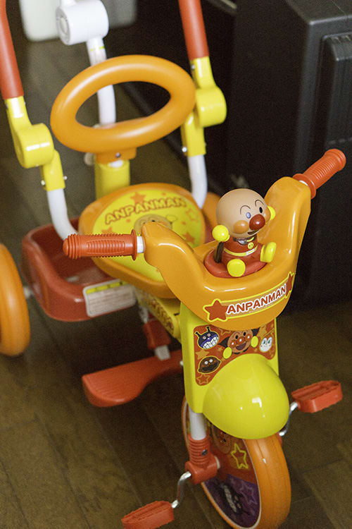 美品！アンパンマン三輪車 （アンパンマン 折り畳み三輪車