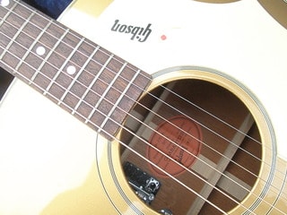 期間限定30％OFF! J－45 Gibson 希少カラー Studio&STUDIO Secret - ギター