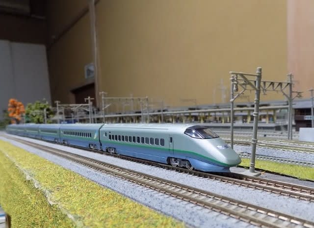 TOMIXの92726 JR E3-1000系山形新幹線(つばさ)セット TOMIXの92726 JR E3-1000系山形新幹線(つばさ)セット