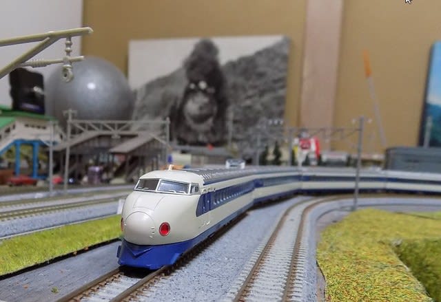 KATOの10-454 0系2000番台増結SETとAssyパーツで纏めた0 KATOの10-454 0系2000番台増結SETとAssyパーツで纏めた0