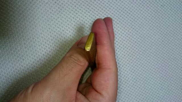 赤銅魚々子地金舖金高彫据紋金象嵌五疋虎図小柄(袋) - obugyoの 赤銅魚々子地金舖金高彫据紋金象嵌五疋虎図小柄(袋) - obugyoの