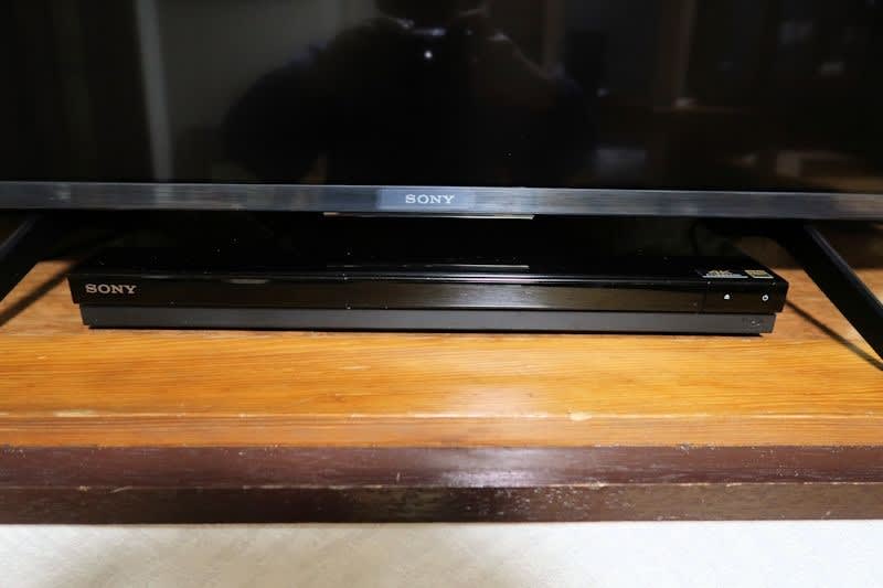 ソニー製の43型テレビとブルーレイレコーダーを購入。BS4KとDVD