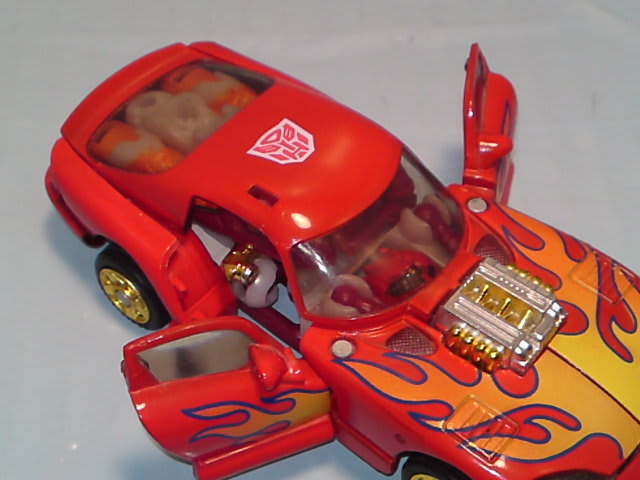 TFカーロボット デラックスクラス スーパースピードブレイカーを TFカーロボット デラックスクラス スーパースピードブレイカーを