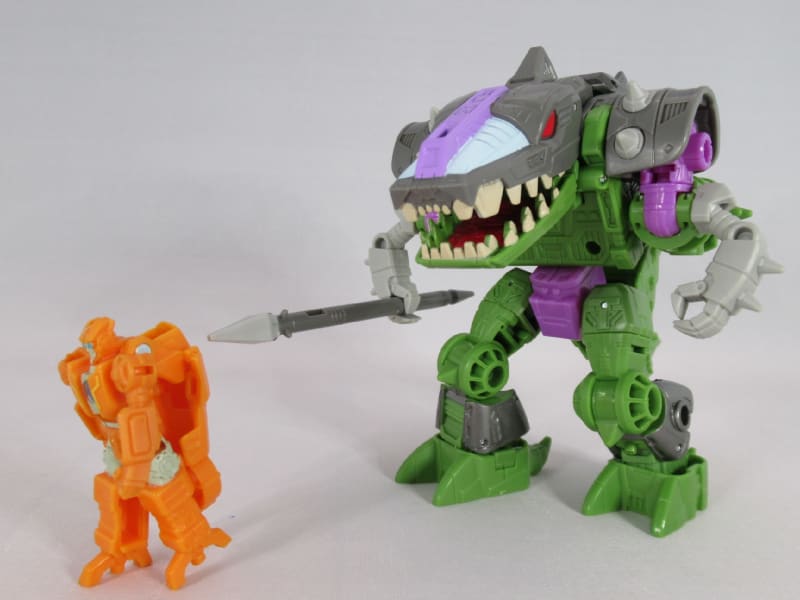 TFアースライズ デラックスクラス クインテッサンアリコンを