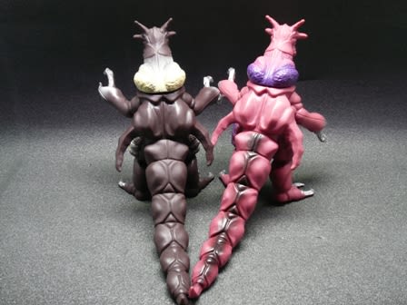 シルドロン&クローンシルドロン - 怪しい隣人 ~ウルトラ怪獣 シルドロン&クローンシルドロン - 怪しい隣人 ~ウルトラ怪獣