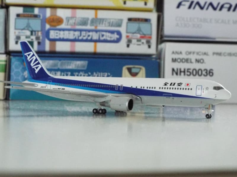 全日空商事 B767-300 模型紹介 - PW4090の気ままな飛行機日記