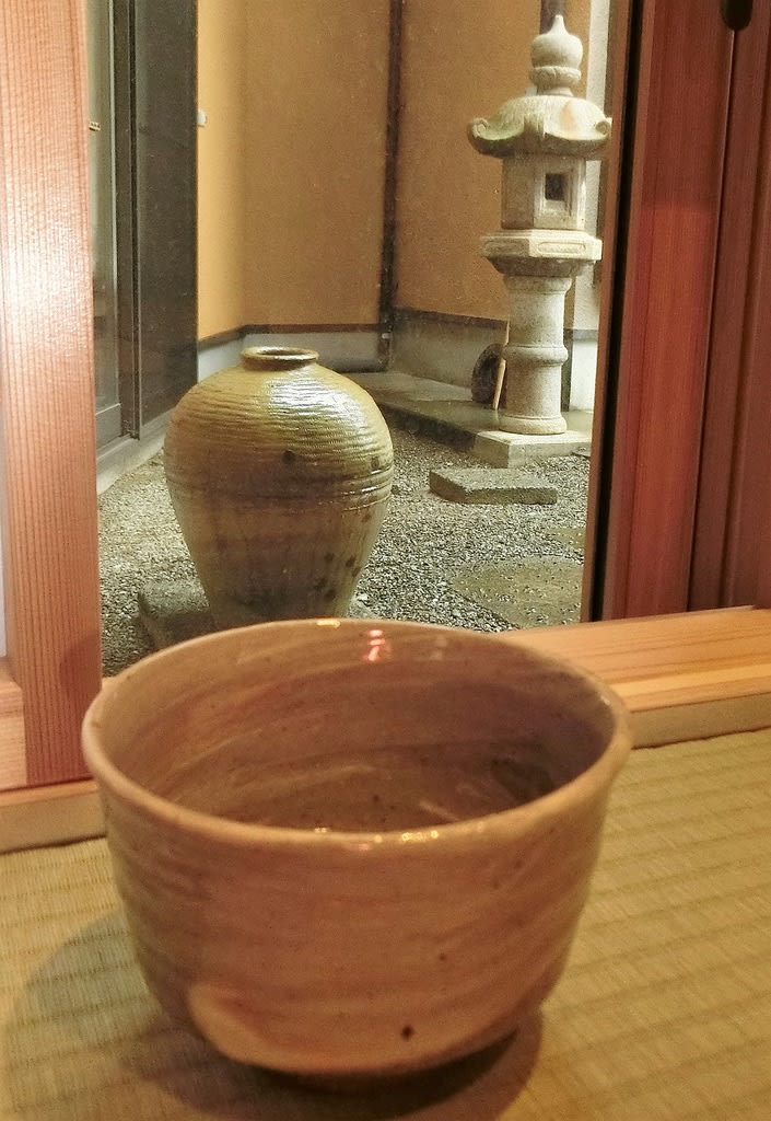 胡散臭い作品たち 刷毛目茶碗 バーナード・リーチ作 - 夜噺骨董談義