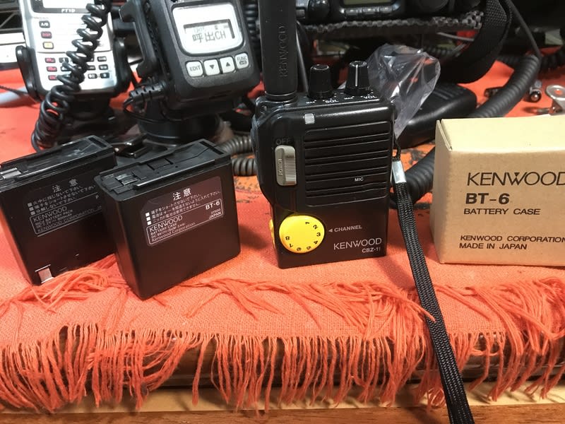 ケンウッドCBZ-11純正乾電池パックBT-6到着しました ケンウッドCBZ-11純正乾電池パックBT-6到着しました