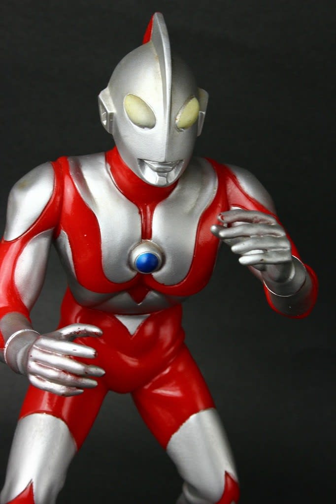 スタンダード リアルファイティングウルトラマン - 城西ドンガルドン