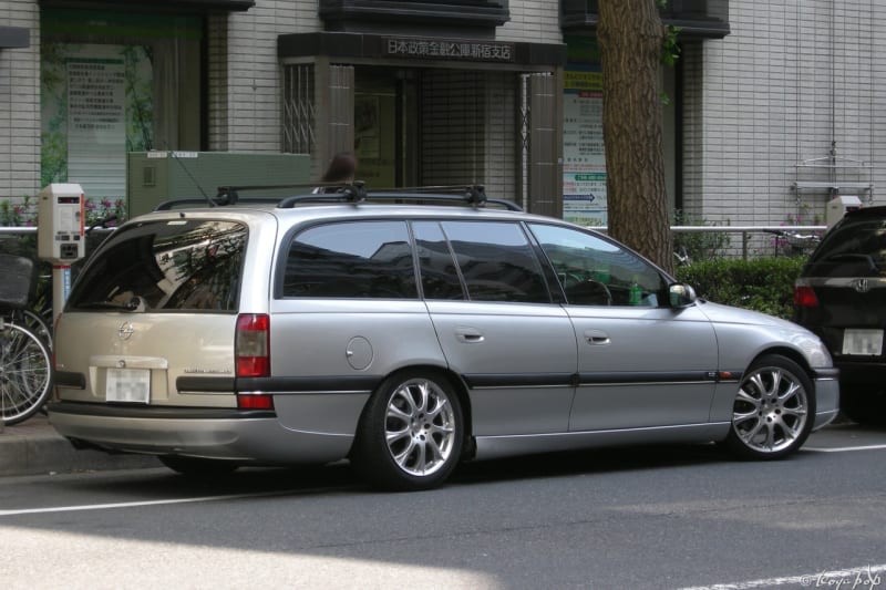 Opel Omega Wagon 1993- 2代目のオペル オメガ ワゴン - ☆ BEAUTIFUL CARS OF THE '60s +1 ☆